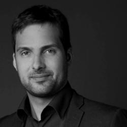 Olivier Deriviere (composer) Olivier Deriviere (composer)