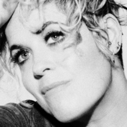 Amy Wadge (Singer Songwriter)